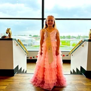 Little girls gown!! Christian Siriano!!